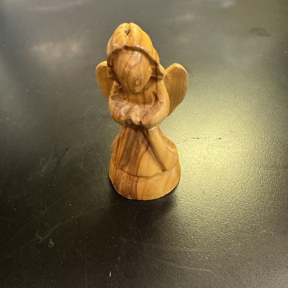 Handcarved Olive‎ Wood ANGEL 3.5" Tall